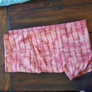 Athleta Elation printed Capri